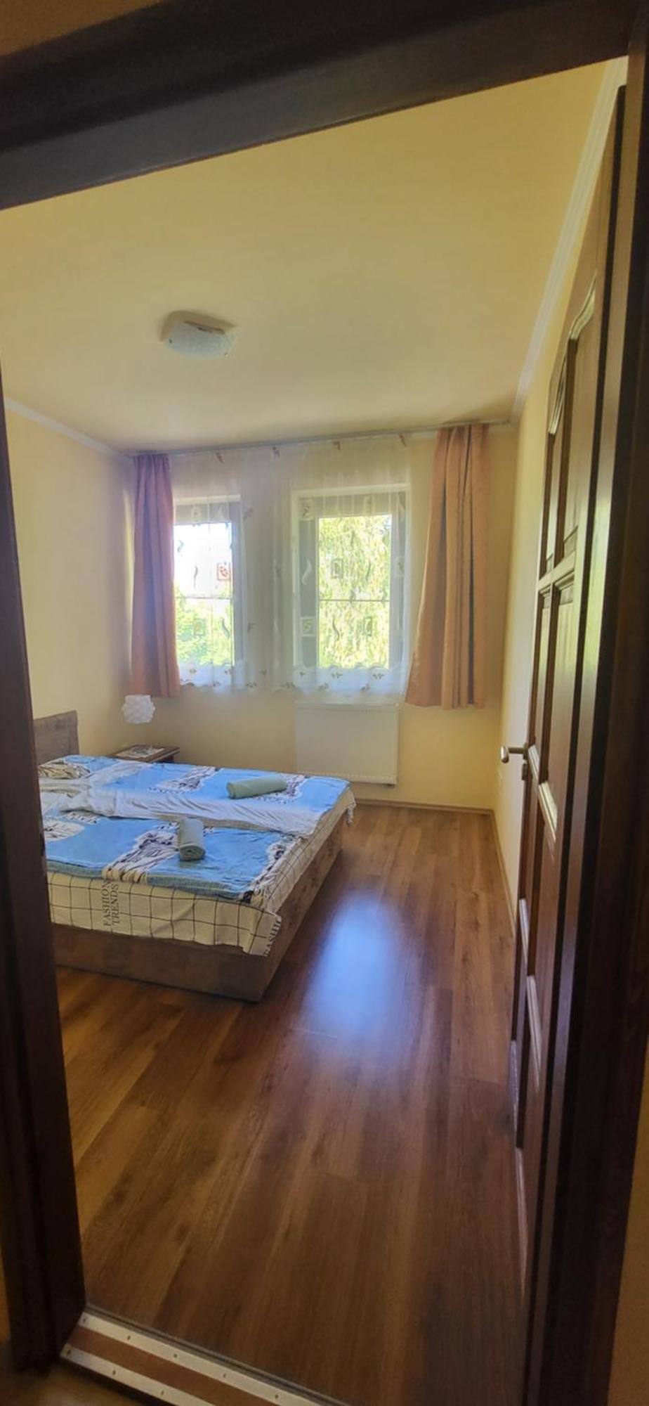 Bastya Apartmanhaz Sarvar Ngoại thất bức ảnh