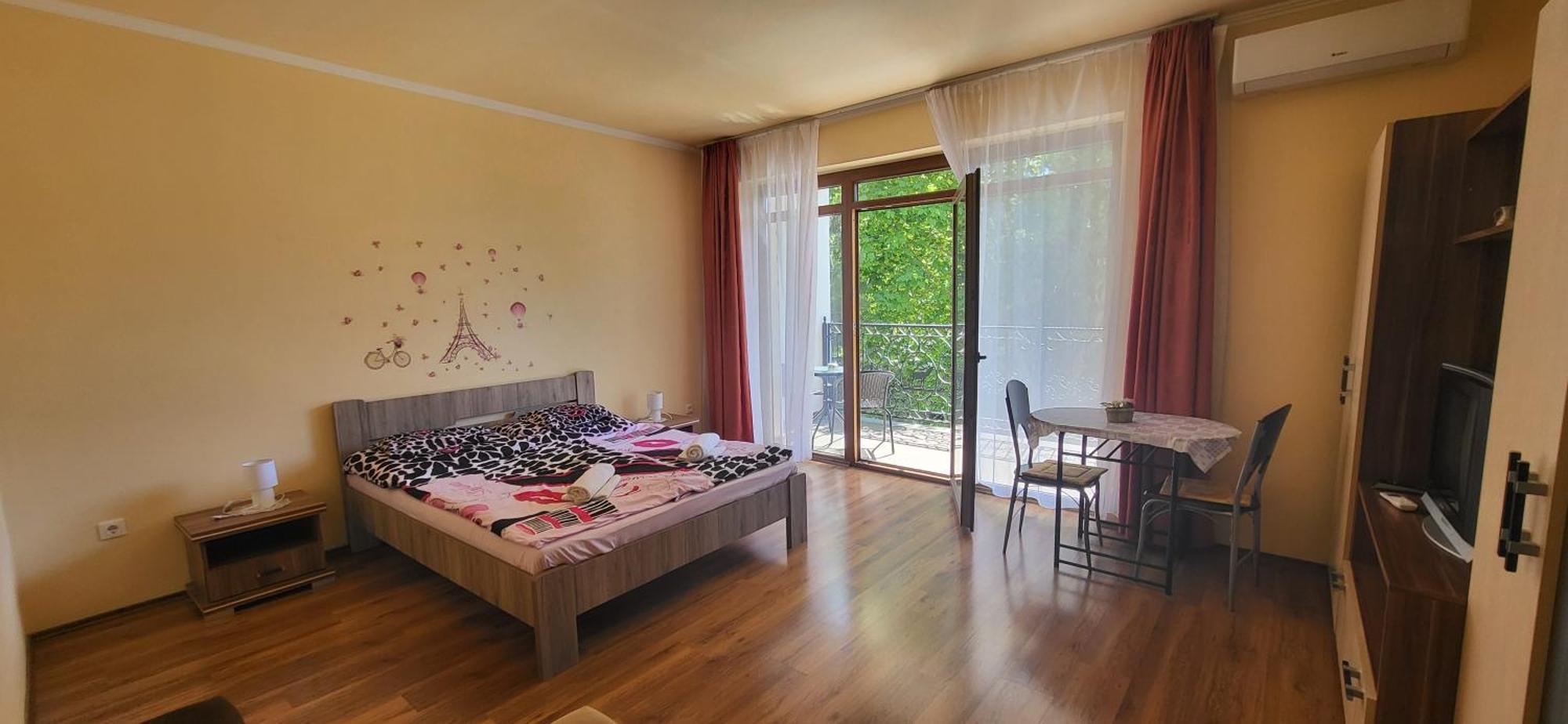 Bastya Apartmanhaz Sarvar Ngoại thất bức ảnh