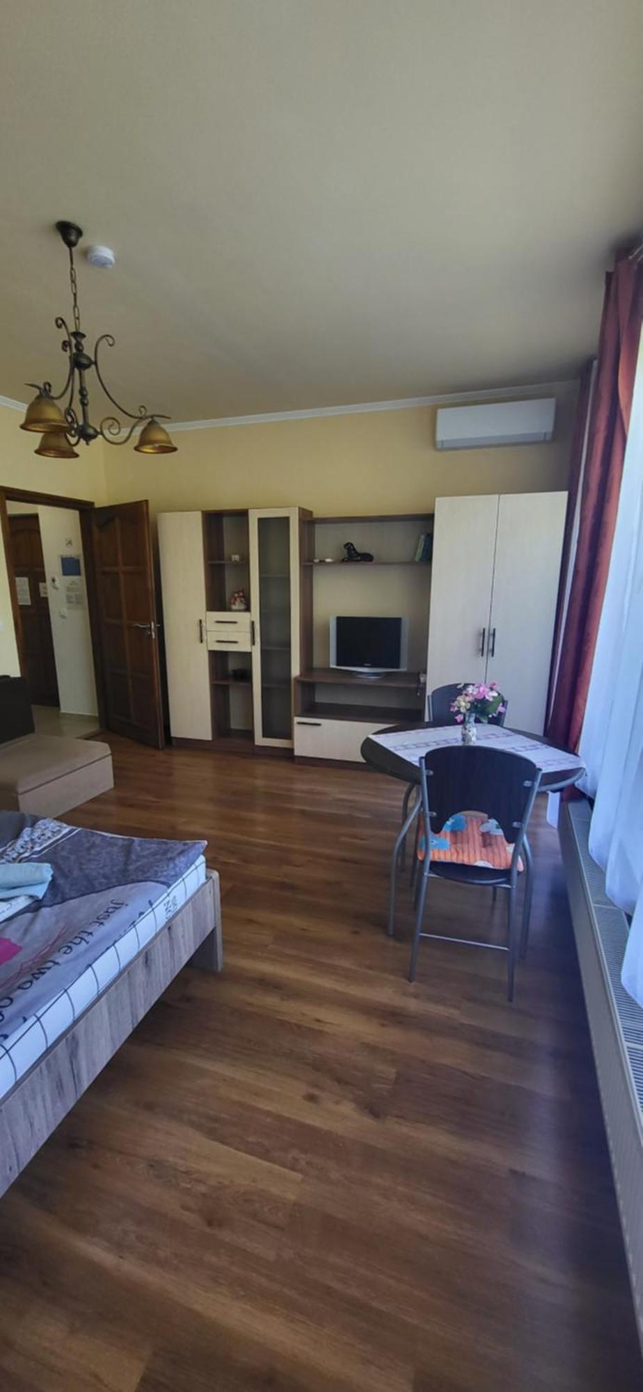 Bastya Apartmanhaz Sarvar Ngoại thất bức ảnh