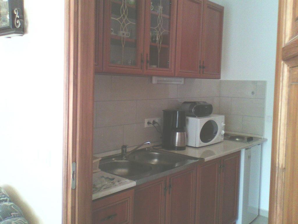 Bastya Apartmanhaz Sarvar Ngoại thất bức ảnh